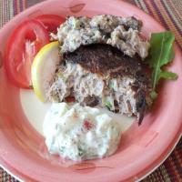 Flavorful Tuna Patties With Dill Sauce_image