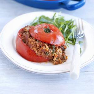 Stuffed tomatoes with lamb mince, dill & rice_image
