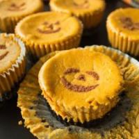 Pumpkin Cheesecake Jack-O-Lanterns - A Perfect Halloween Dessert!_image