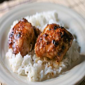 Spicy Roasted Chicken Thighs with Miso and Ginger_image