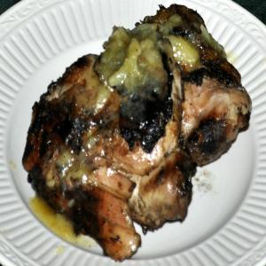 Barbecued Sticky Chicken With Lemon and Garlic_image