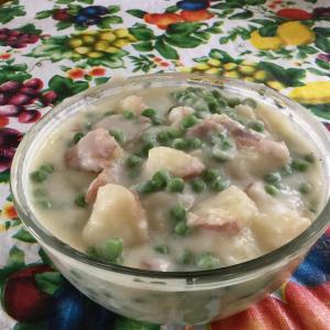 Creamed Peas and New Potatoes_image