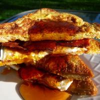 French Egg and Bacon Sandwich_image