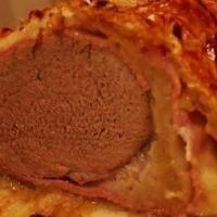 Filet Of Beef In Phyllo Pastry with Madeira Sauce_image