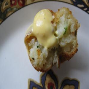 Potato Croquetas With Saffron Aioli (Spain)_image