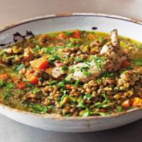 Poached Chicken with Lardons and Lentils_image