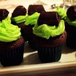 After Dinner Mint Chocolate Cupcakes_image