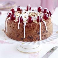 Cherry & marzipan cake image