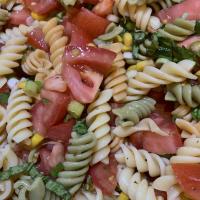 Pasta with Fresh Tomatoes and Corn_image