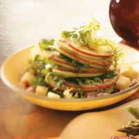 Apple Salad with Maple Vinaigrette_image