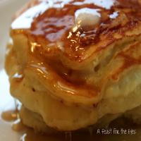 Fluffy Eggnog & Vanilla Bean Pancakes Recipe - (4.6/5) image