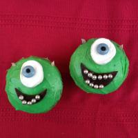 Halloween Cyclops Cupcakes image
