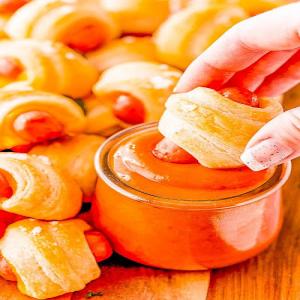 Cheddar Pigs In A Blanket_image