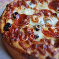 Homemade Pizza Hut Pan Pizza_image