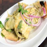 Chicken Suiza Chilaquiles image