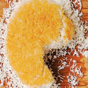 Persian basmati rice chelo (tahdig)_image