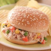 Mixed Veggie Tuna Salad Sandwich_image