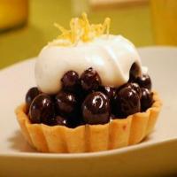 Blueberry Pie with Chantilly Cream_image