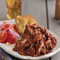 Pulled Chicken with Cherry-Chile Barbecue Sauce_image