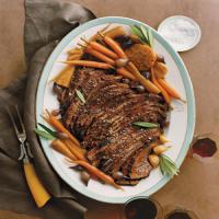 Braised Brisket with Carrots, Garlic, and Parsnips_image