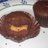 Reese's Peanut Butter Cup Brownie Cupcakes_image