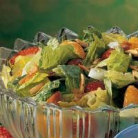 Berry-Mandarin Tossed Salad image