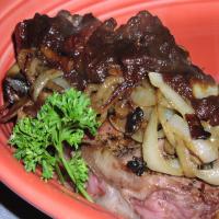 Peppered Beef With Caramelised Onions image