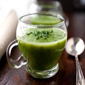 Chilled Pea, Lettuce and Herb Soup_image