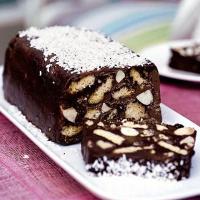 Quick chocolate & nut cake_image