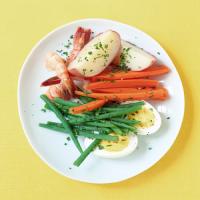 Shrimp and Vegetables with Garlic Mayonnaise_image