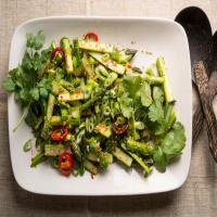 Simple Spicy Asparagus in a Wok_image