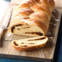 Mincemeat-Filled Braid image