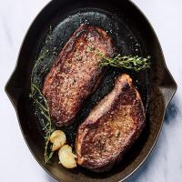 Pan-Seared Strip Steak_image