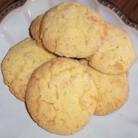 Crisp Little Lemon Cookies image