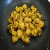 Lebanese Spicy Potatoes (Batata Harra)_image