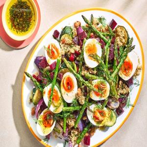 Quinoa with roast asparagus, eggs & capers image