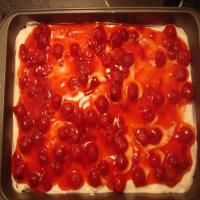 Cherry Cream Cheese Squares (No Bake Recipe)_image