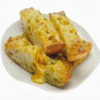 Cheddar and Scallion Bread image