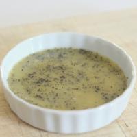 Delicious Poppy Seed Dressing_image