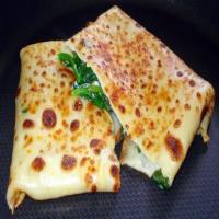 Spinach & Ricotta Cheese Crepe Recipe - (4.1/5)_image
