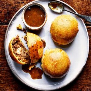 Braised lamb & goat's cheese pies with gravy_image
