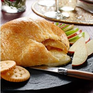 Crescent Wrapped Apple Brie_image