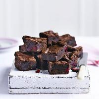 Vegan cherry & almond brownies image