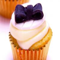 Lemon Raspberry Cupcakes image
