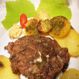 Mastelo (Lamb in Oven With Wine and Dill) With Potatoes_image