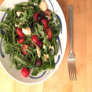 Caprese Arugula Salad Recipe - (4.3/5)_image