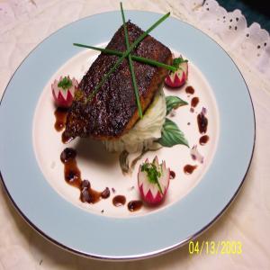 Sweet Blackened Salmon With Sherry Sauce_image