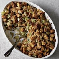 Bread Stuffing with Fresh Herbs_image
