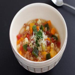 Minestrone Soup with Poblano Chile_image