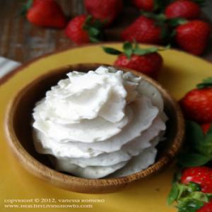Coconut Whipped Cream (ISI Whipper) Recipe - (4.4/5)_image